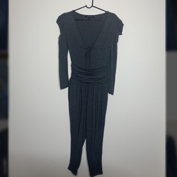 Gray detailed jumpsuit - Picture 2 of 4